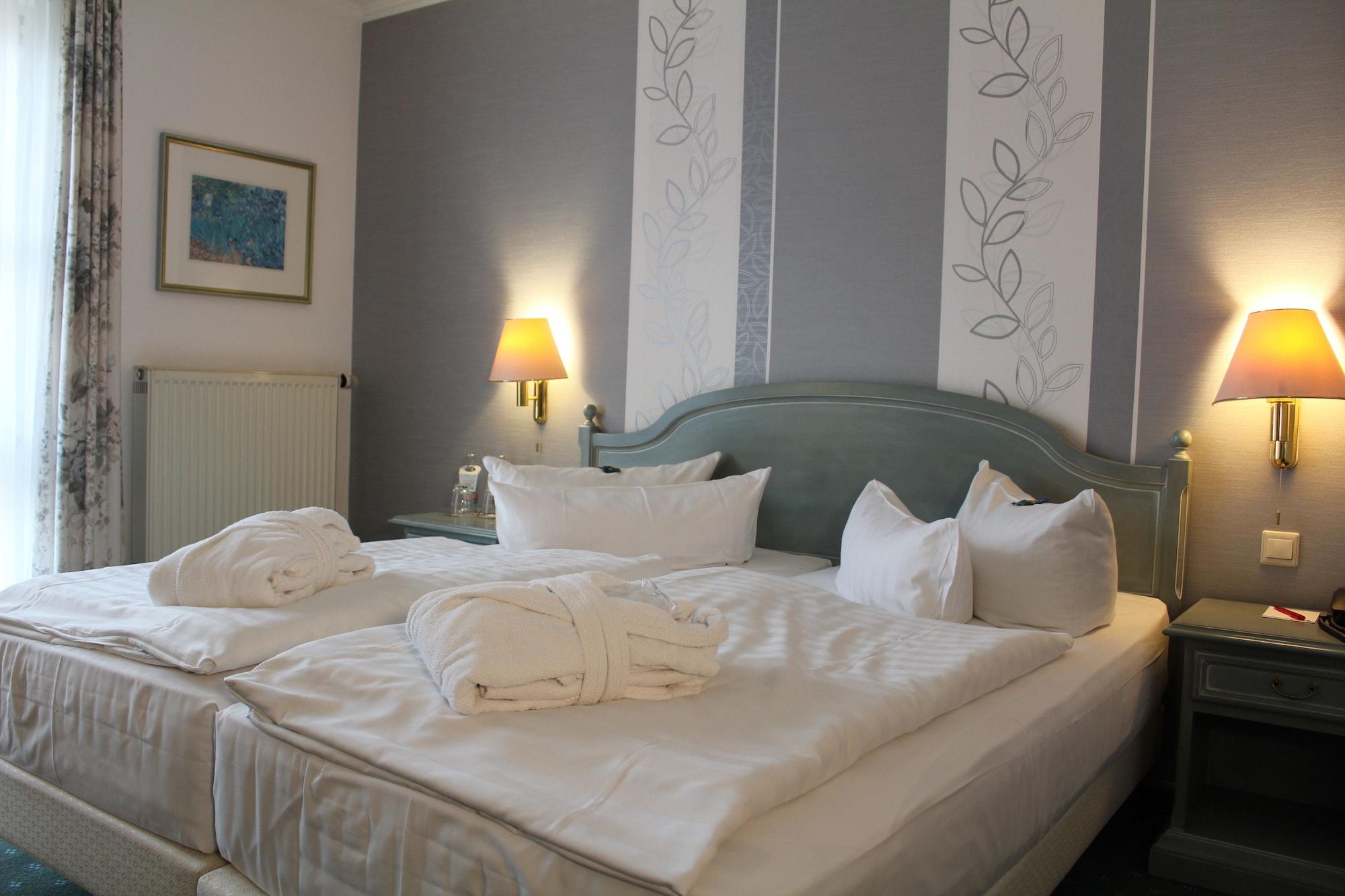 Hotel Residenz Bad Frankenhausen Bagian luar foto